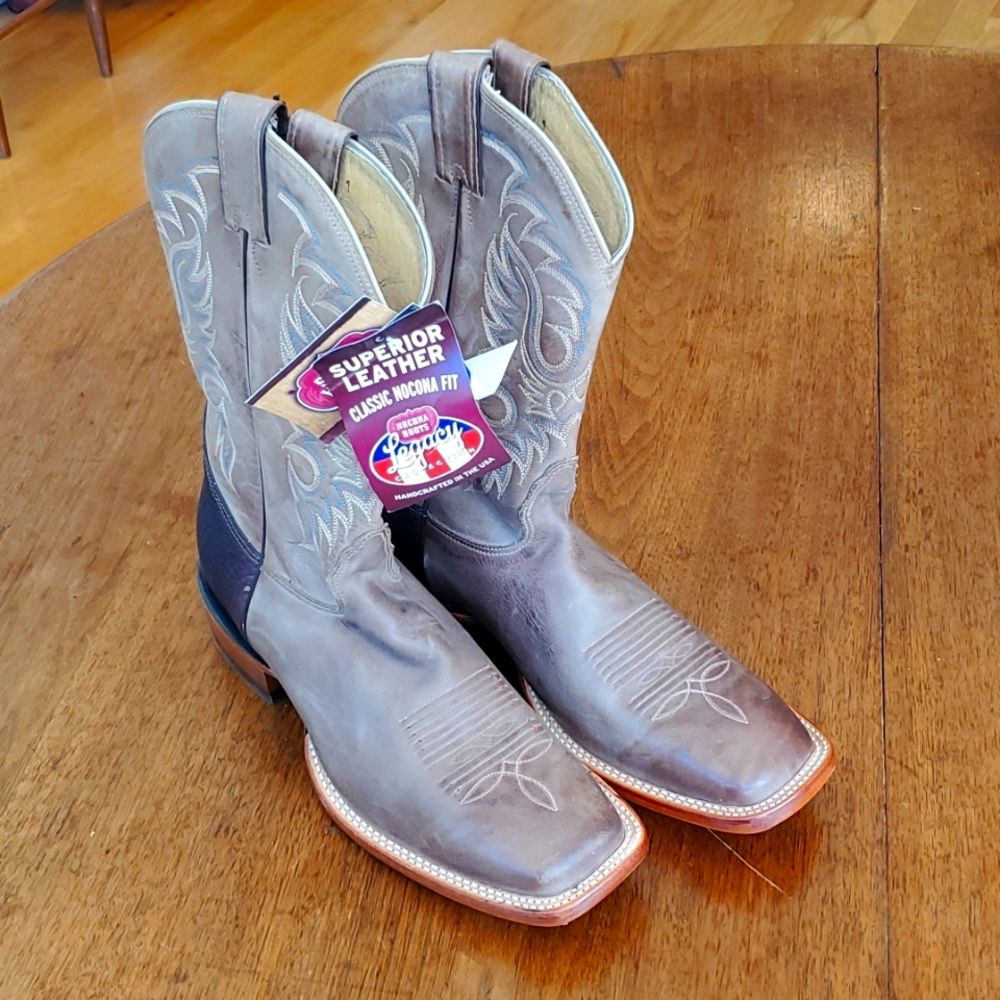 Nocona Cowboy Boots, Size 11 D, with tags